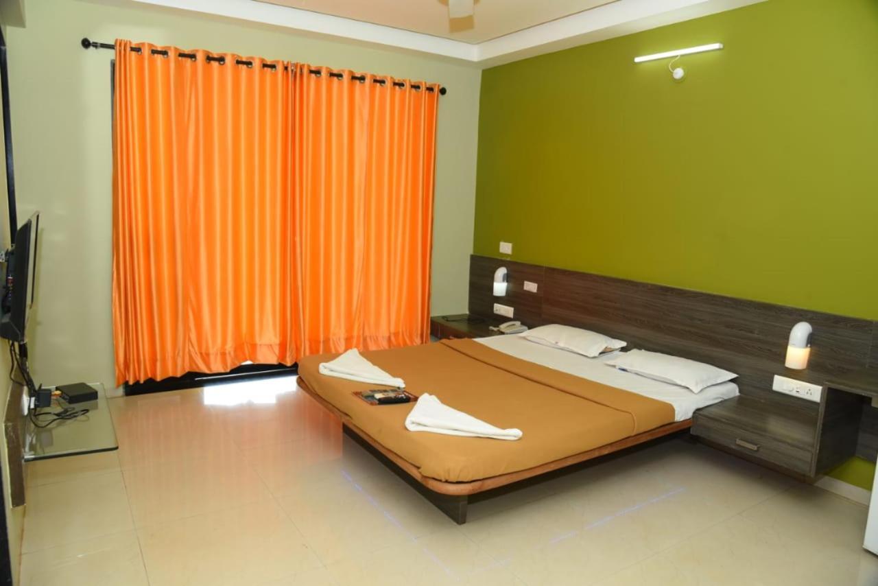 Sagar Raj Beach Resort Harnai Exteriör bild