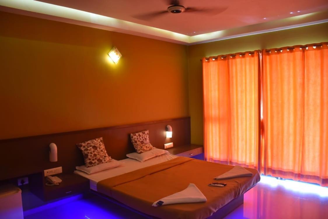 Sagar Raj Beach Resort Harnai Exteriör bild