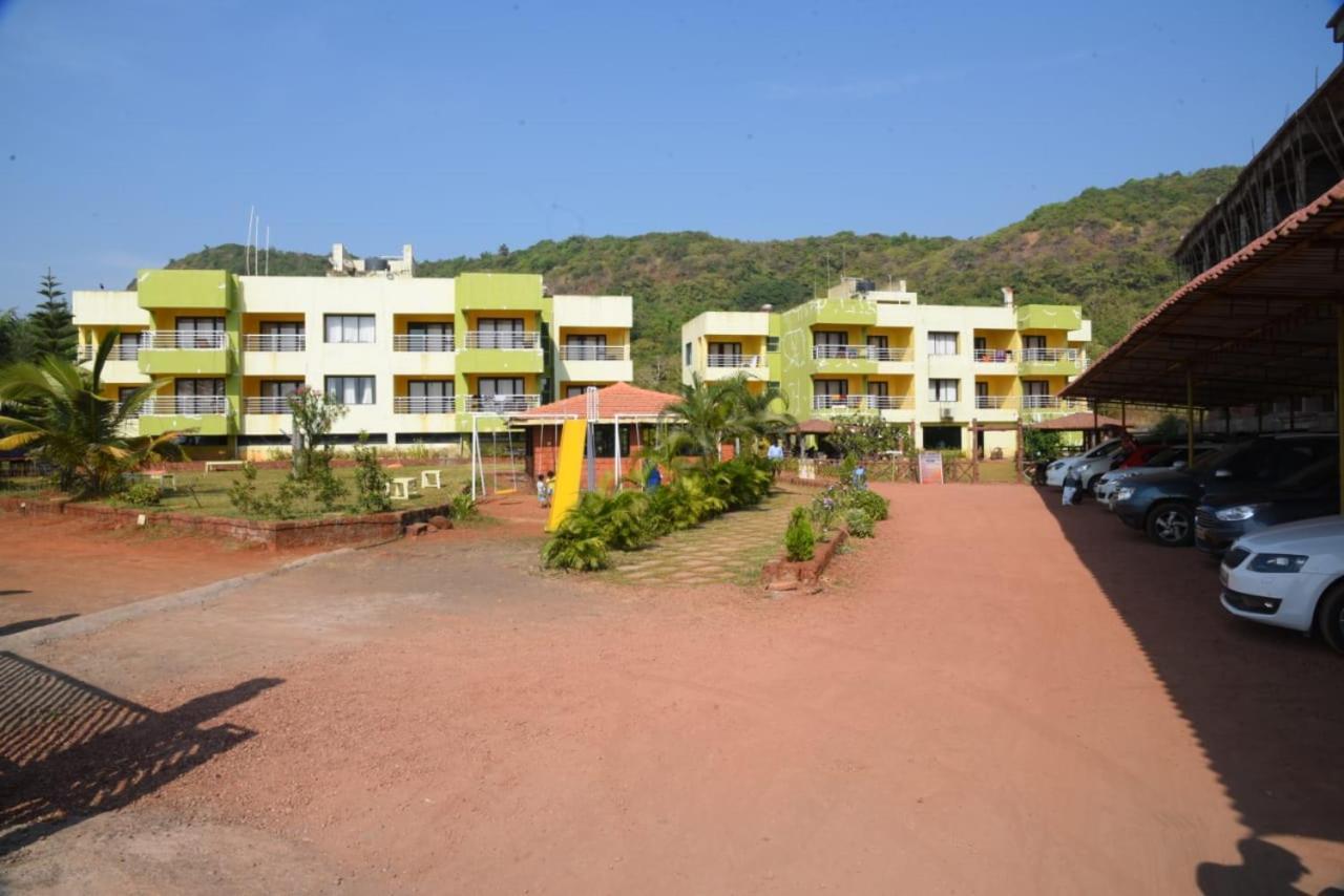 Sagar Raj Beach Resort Harnai Exteriör bild