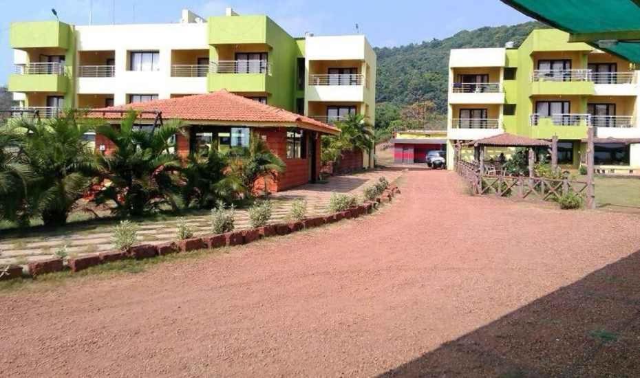 Sagar Raj Beach Resort Harnai Exteriör bild