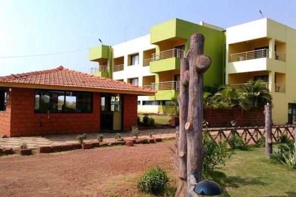 Sagar Raj Beach Resort Harnai Exteriör bild